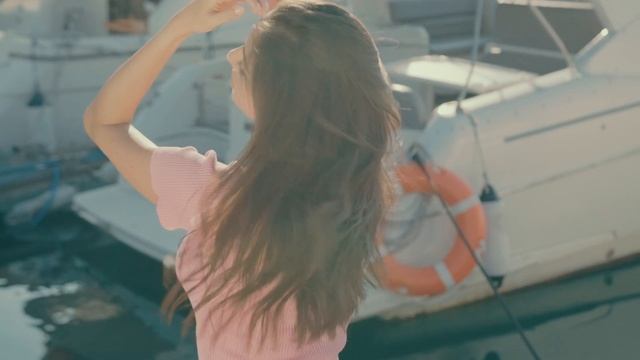 ARTEM ANDREASYAN - ДЕВОЧКА БЕДА / ART-M - Devochka Beda смотреть онлайн