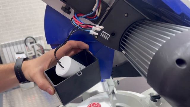 Обзор и тест торцовочных пил с двумя рабочими столами BELMASH MS U-305 и BELMASH MS U-305H смотреть онлайн