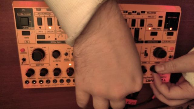 Behringer td3 смотреть онлайн
