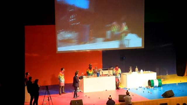 2013.10.13.ФН8.Dr.Hal. Кипение льда в азоте смотреть онлайн