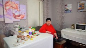 Пенсии не хватило на продукты продавец сжалилась и дала в долг Сибирские зимние суровые будни семьи