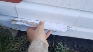 Как залатать дырку в сайдинге,  дёшево, надёжно, незаметно, красиво!