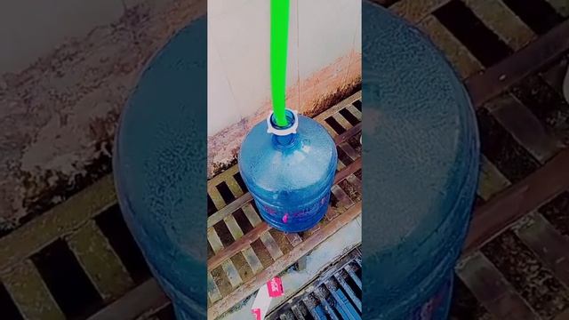 How to refill water Cane only 42second |free of cost you can get water #water #cane #Refill смотреть онлайн
