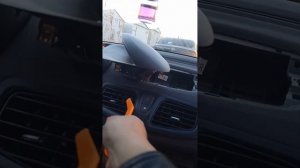 Снятие и Установка андроид магнитолы на Рено Флюенс (Меган3) с камерой заднего вида