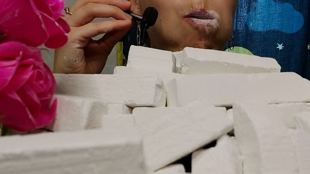 АСМР ~ Гора пиленного десерта. Сахарные палочки. ASMR ~ Mountain of a sawn dessert. Sugar sticks. смотреть онлайн