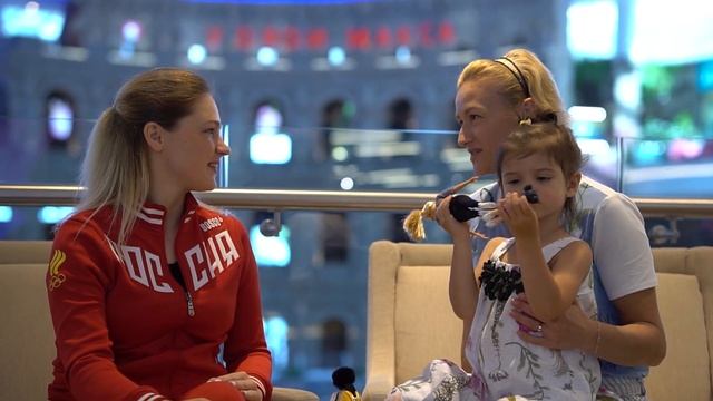 Как научиться кататься на коньках – Первые шаги на льду. смотреть онлайн