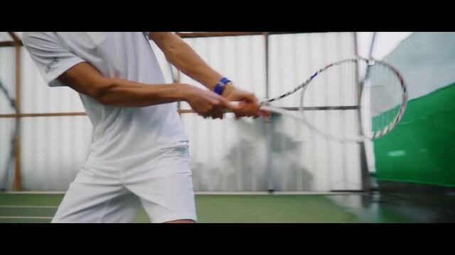 Daniil Medvedev és a Tecnifibre TFight 305 Isoflex teniszütő смотреть онлайн