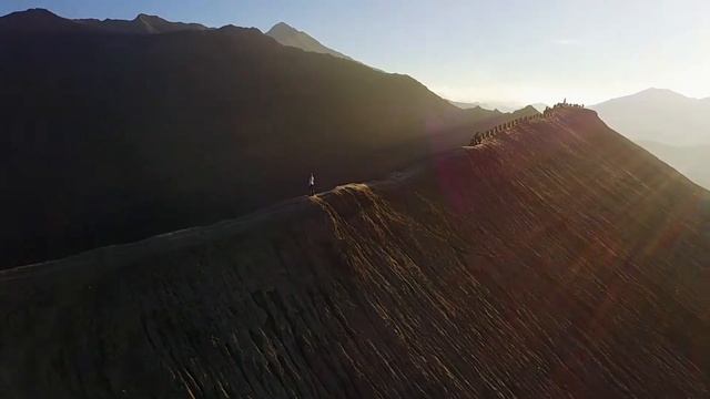 Mount Bromo by Drone - Indonesia смотреть онлайн