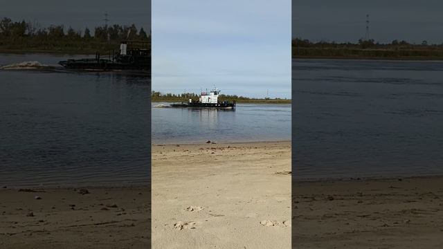 Буксир на полном ходу шпарит по Конде. смотреть онлайн