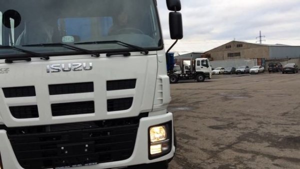 Тягач isuzu giga 6x4 самосвальный тонар 60 куб - Видео Обзор isuzumoscow