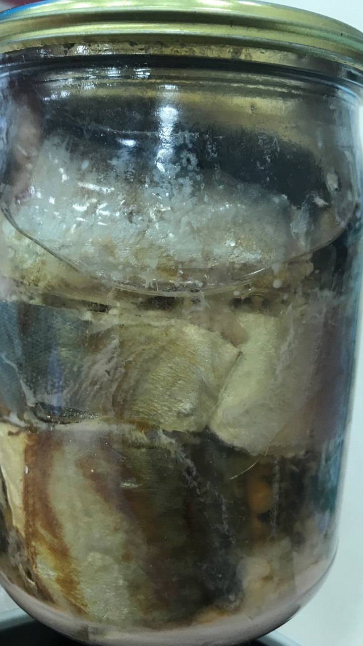 Рыбная консерва из скумбрии! Готовить долго, но она того стоит! Превосходная домашняя консерва!