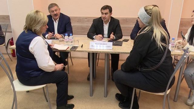 В Реутове организовали выездную администрацию с участием управляющей компании 19.11.2024 смотреть онлайн