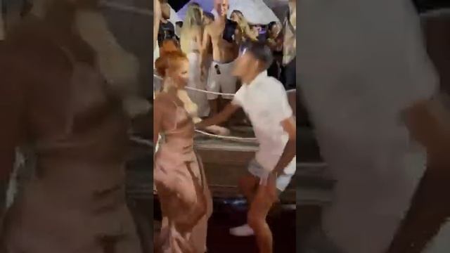 Horny, 🔥 🥵 Sexy(3) смотреть онлайн