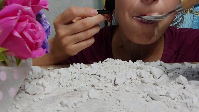 АСМР ~ Крошка ложкой до до конца! ASMR ~ Little spoon to the end! смотреть онлайн