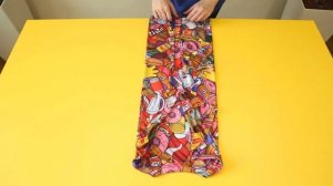 Как быстро сложить футболку квадратом