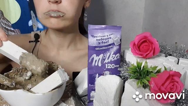 Шоколад Милка с орешками и суп. Мукбанг / Chocolate and soup. Mukbang смотреть онлайн