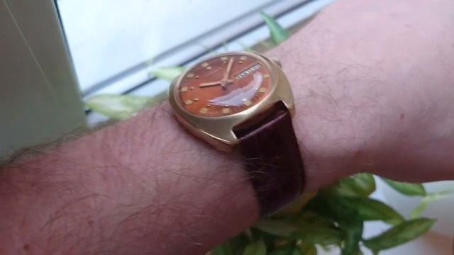 Sekonda в лучевидном красивом корпусе Au,СССР смотреть онлайн