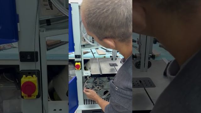 Как быстро заменить полотно на ленточке BELMASH WBS-304 #деревообработка #столярка #столяр смотреть онлайн