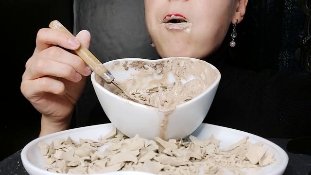 АСМР ~ Супчик Чипсы Молоко Палочки ASMR ~ Soup Chips Milk Sticks смотреть онлайн