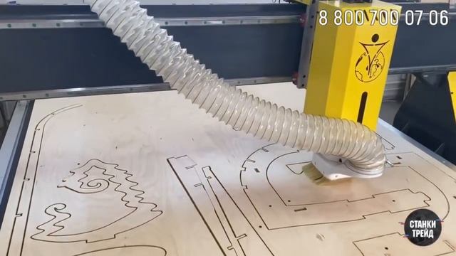 Фрезерный станок Frezertec 1616 в работе у нашего клиента Chesterstyle в Смоленске | Станки Трейд смотреть онлайн