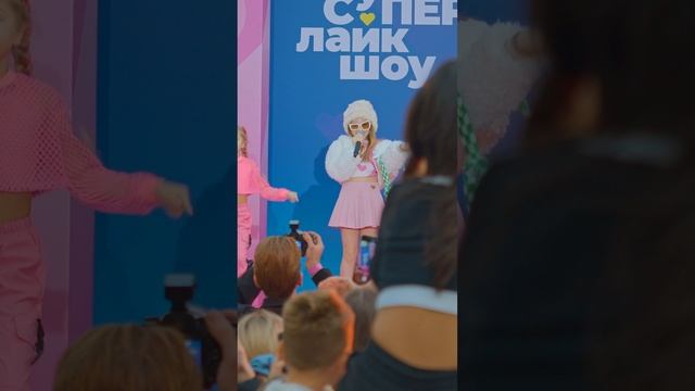 Бэтси и вопросы для неё! #betsy #евакруглова #интервью смотреть онлайн