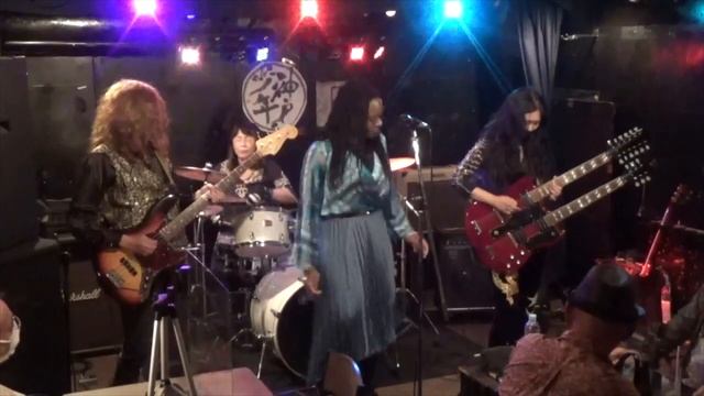 Song remains the same covered by SZ смотреть онлайн