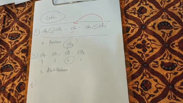 Praktikum Kimia *Isomer Senyawa Hidrokarbon Alkana* oleh Erlangga Bagas Kelas 12 MIPA 2. смотреть онлайн