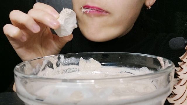 АСМР ~  Барсук в каше  ASMR ~  Badger In Porridge