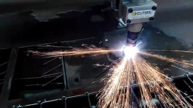 Corte plasma Chapa 3 mm - 6000 mm/min - CUTSOL Pantografos CNC смотреть онлайн