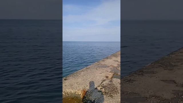 Феодосия 27 апреля, Крым (волнорез ,,Высотка,,) смотреть онлайн