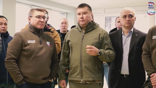Визит руководства 
Партии “Единая Россия” 
в Дом НКО, 
музей “Поле Битвы Мариуполь”