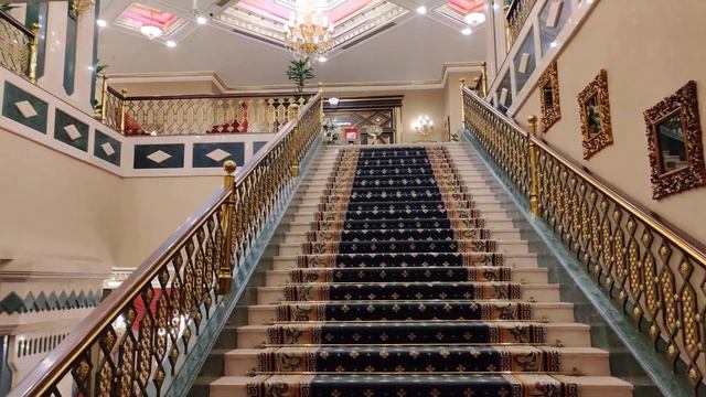 Club Hotel Sera смотреть онлайн