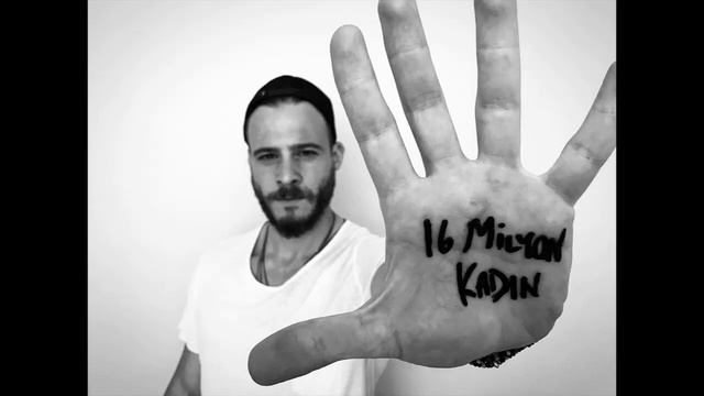 Melis Bürsin announced that Kerem Bürsin still likes Hande смотреть онлайн