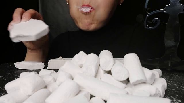 АСМР ~ Огромный пиленый брусок Алёнки в Сливках ASMR ~ Huge sawn bar of Alyonka in Cream смотреть онлайн
