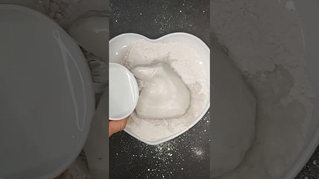 Асмр ~ Замачивание мела, приятные звуки воды #shorts смотреть онлайн