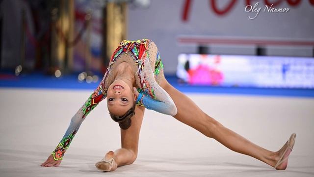 Музыка для художественной гимнастики - Track 673 | Zventa Sventana - Пойду плясать смотреть онлайн