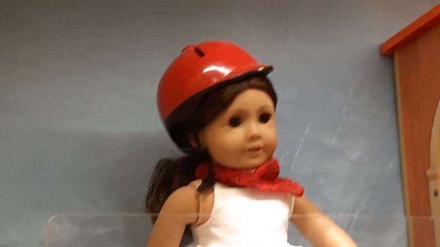 Look at the American Girl at Indigo at Yorkdale Shopping Centre Mall смотреть онлайн