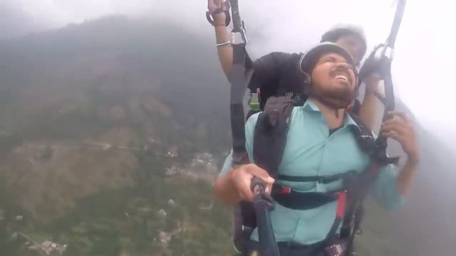 Paragliding in Manali india funny video full [HD 720p] смотреть онлайн
