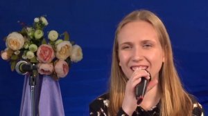 "Буду жить под защитой Твоих крыл" - Надежда Попова