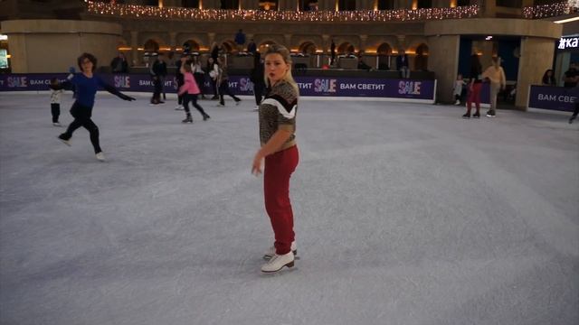 Элементы фигурного катания – Подготовительные упражнения для Акселя на льду. смотреть онлайн