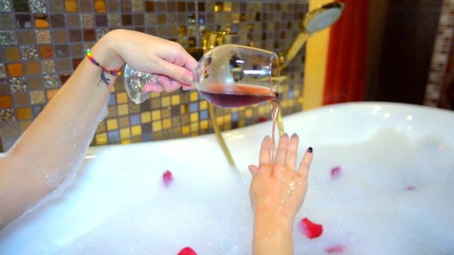 In Spa - Тайский Релакс для себя любимой смотреть онлайн