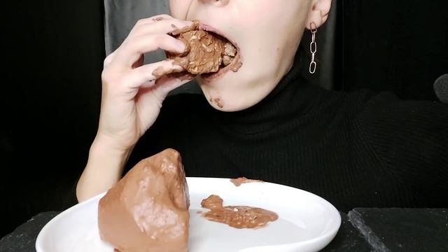 АСМР ~ Шоко Каша Десерт "Нежный" в шоколадной пастеASMR ~ Dessert "Delicate" in chocolate смотреть онлайн