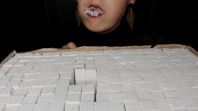 АСМР ~ Огромная коробка Сухой хруст ASMR ~ Huge box Dry crunch смотреть онлайн