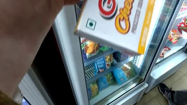 Пришла в супермаркет, а там половина нашей улицы !😄😄😄 смотреть онлайн