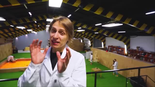 (it’s Mamix) Что если засунуть пальцы в розетку?