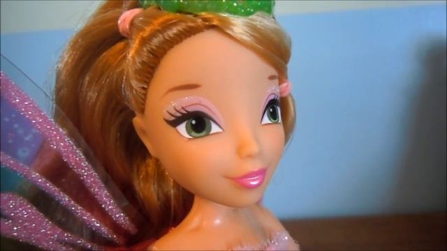 Winx Club: Flora Harmonix Doll Review