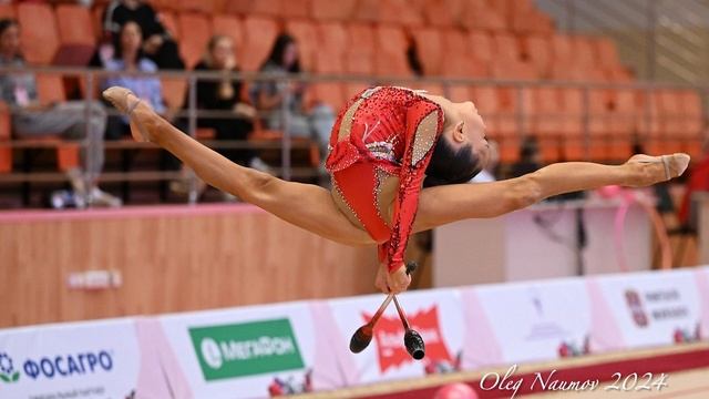 Музыка для художественной гимнастики - Track 675 | Julien Vega - Sing Sing Sing смотреть онлайн