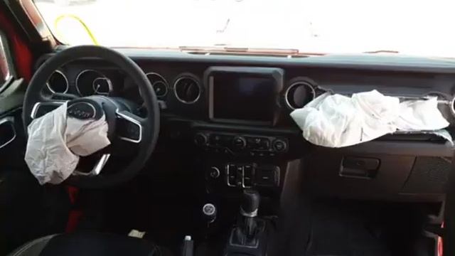 1C4HJXEG3PW569818 
JEEPWRANGLER S FRONT