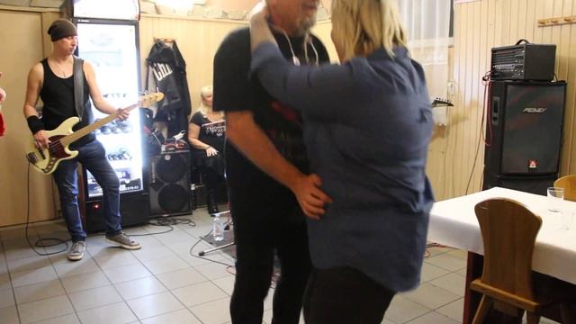 Blues Company : azok boldog szép napot ( 2023.11.04. Zártkörüli buli Jászberényben ) смотреть онлайн