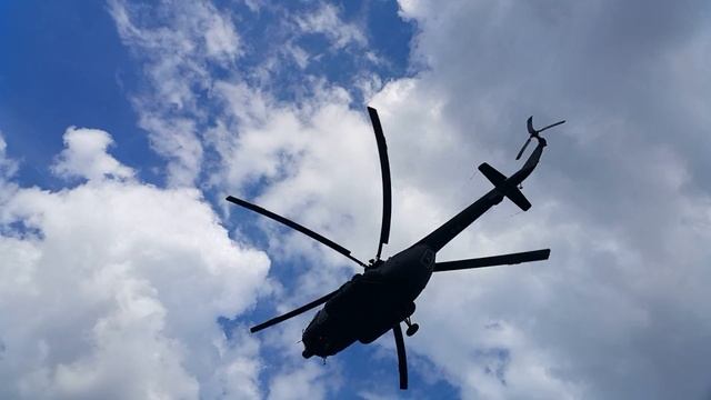 Вылет министра обороны С. Шойгу из Монино смотреть онлайн